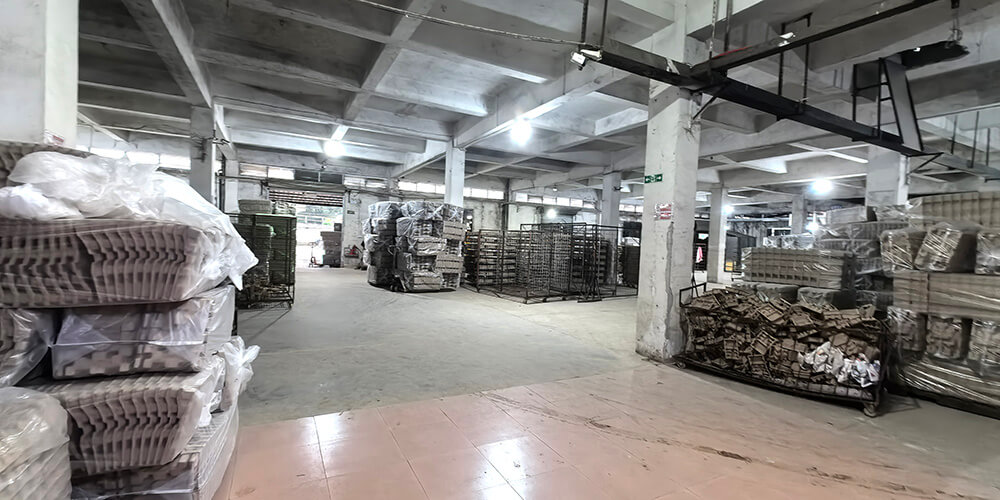 Visit Factory 44